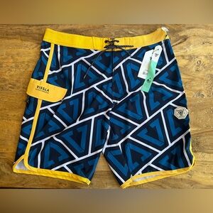 NWT Visslo Men Board Shorts